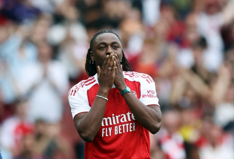 arteta-va-bai-toan-giup-eberechi-eze-bung-no-tai-ars